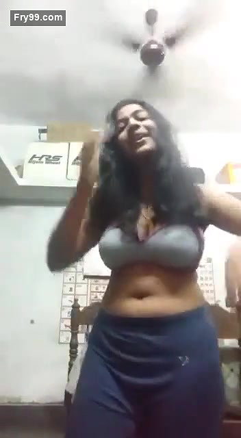 Desi village bhabi nice boobs