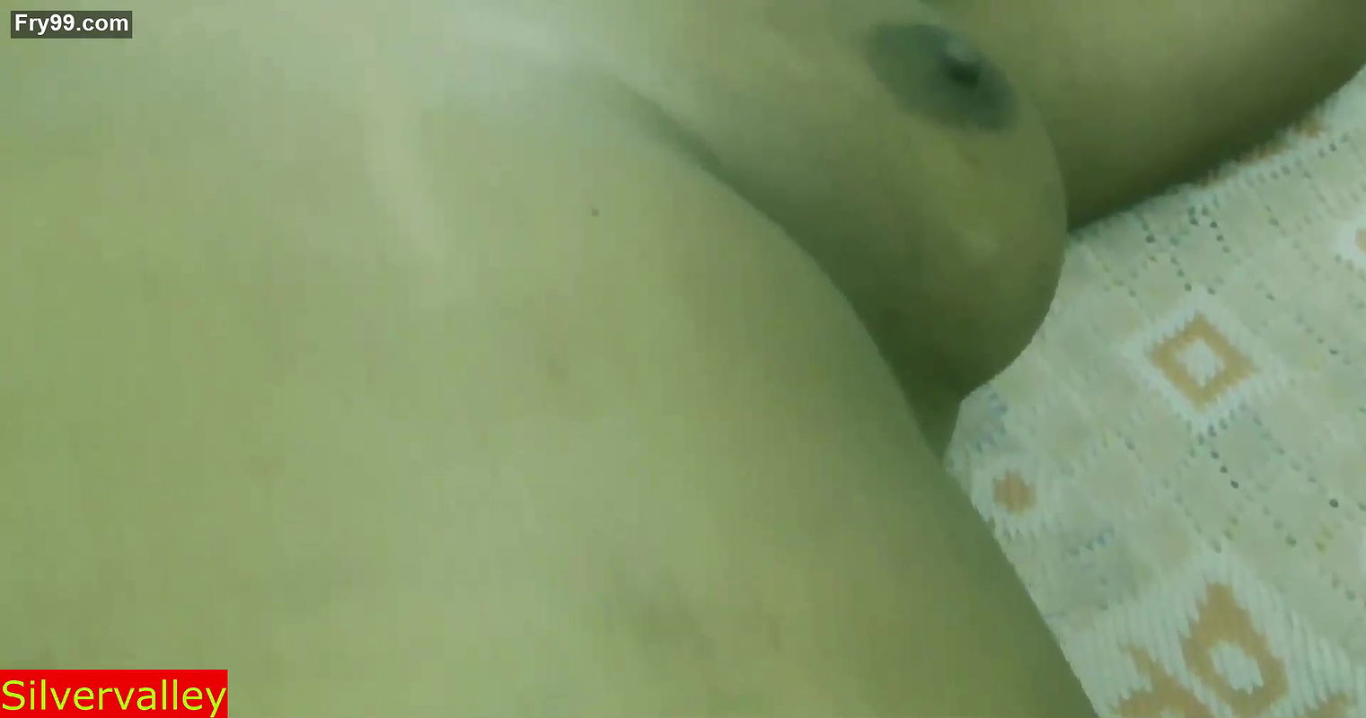 Indian Hot Bhabhi Romantic Sex with Husband Cousin !!