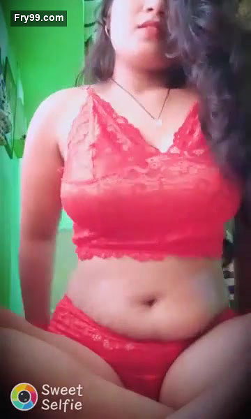 Desi cute girl sexy body