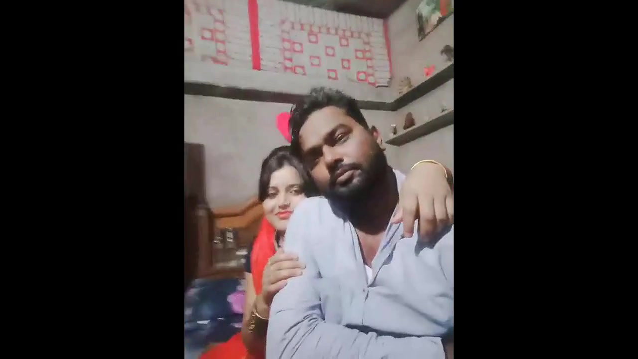 Desi couple leaked vids