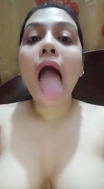 Beautiful Horny Bhabi