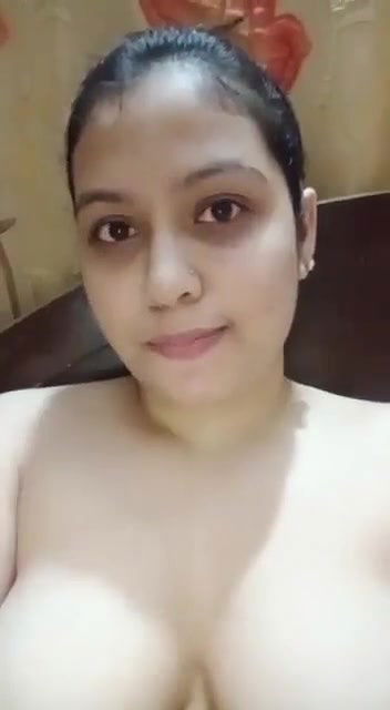 Beautiful Horny Bhabi