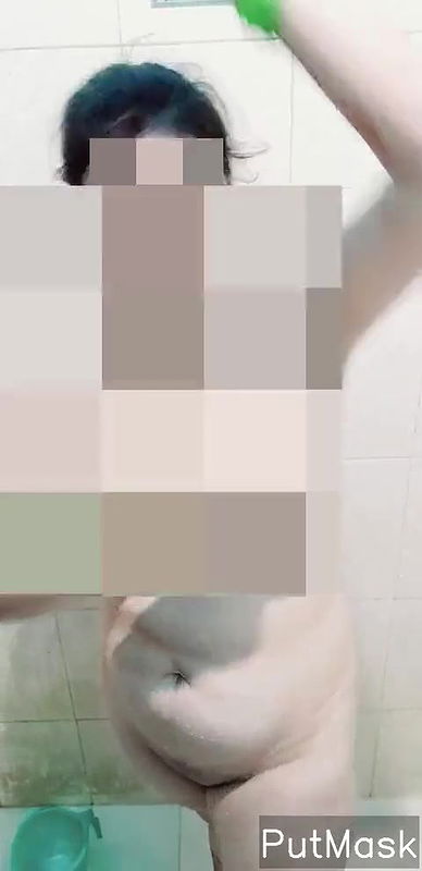 Newly married wife shave pussy