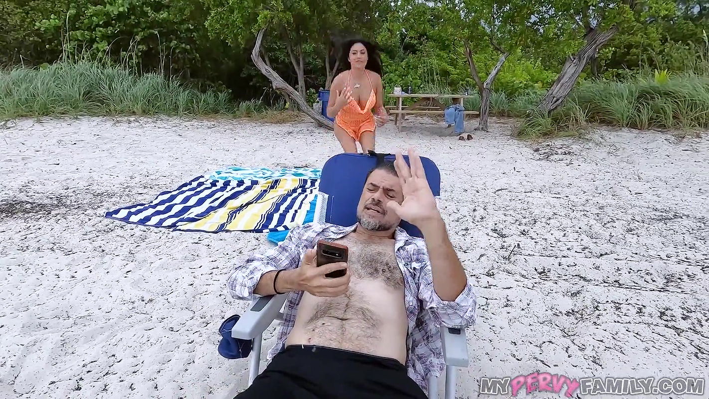 My HOT AF Stacked Stepsis Just Fucked Me At The Beach, LOAD BLOWN – Serena Santos
