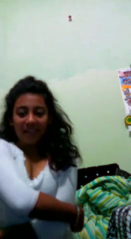 Beauty Teen Girl Boobs show