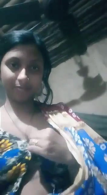 DESI NEWLY MARRIED BHABHI SHOWING NUDE