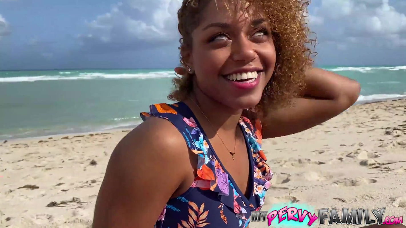 Cumming to Miami – My French Cousins Visits – Milu Blaze –