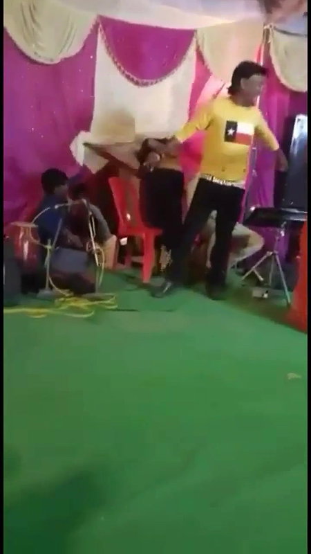 Oops moment with Arkestra dancing girl