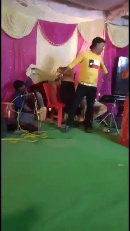 Oops moment with Arkestra dancing girl