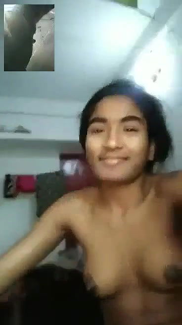 Desi cute girl show her pussy