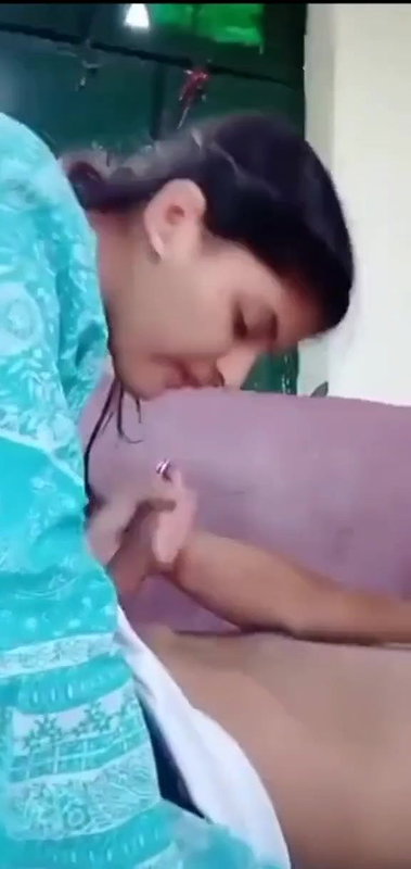 Cute Gf Sucking