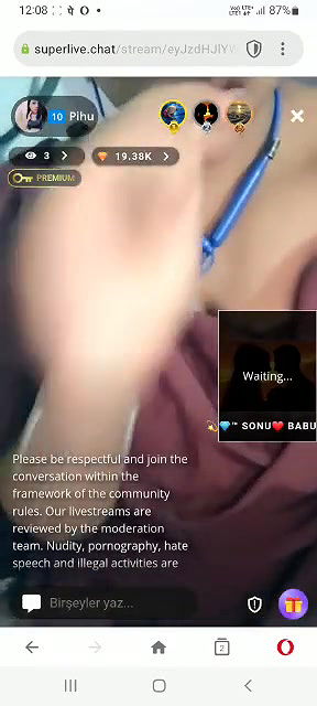 PIHU SHOWING HER BIG BOOBS ON SUPERLIVE WITH FACE