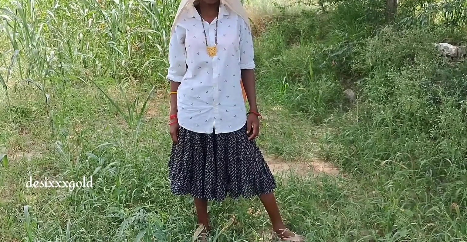 X hamaster My step sister’s ghagra shirt out Dour anal sex roamntuck in house taken very fuck full fuk desi romance hindi sex