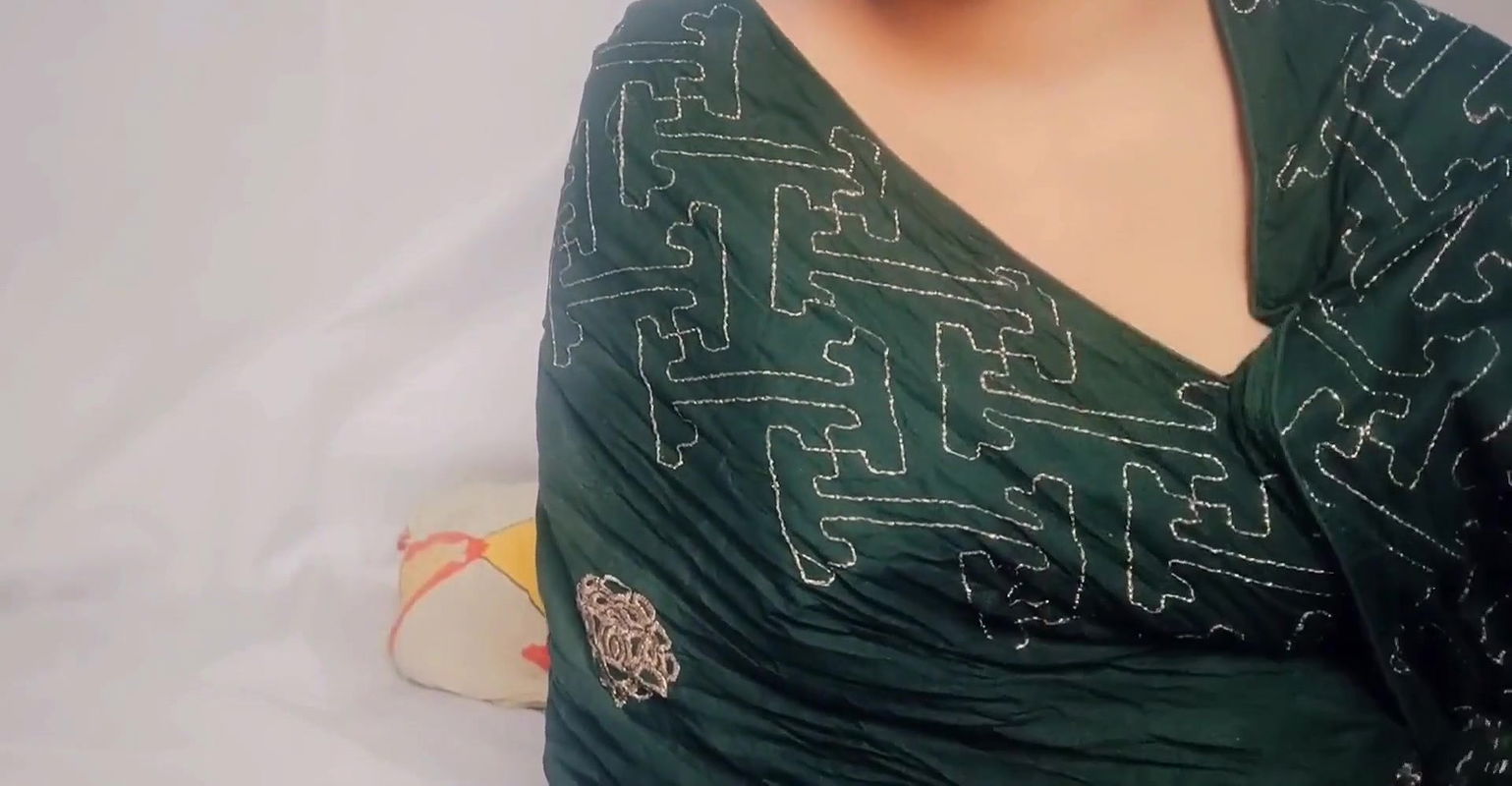 Step Mother and Step Son’s Fucked. the Boy Did Not Want to Have Sex