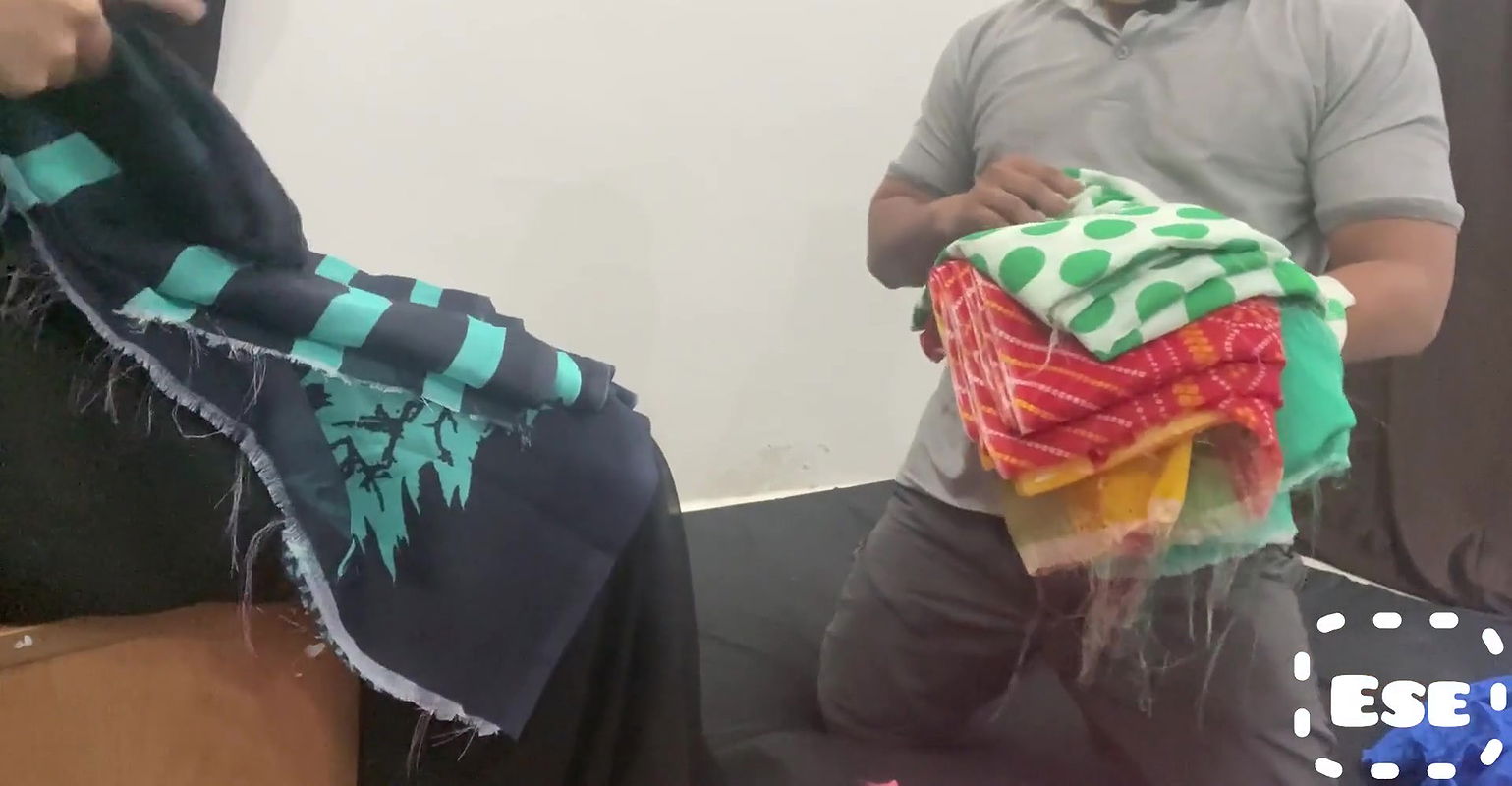 Salesman Fucks Village Bhabhi