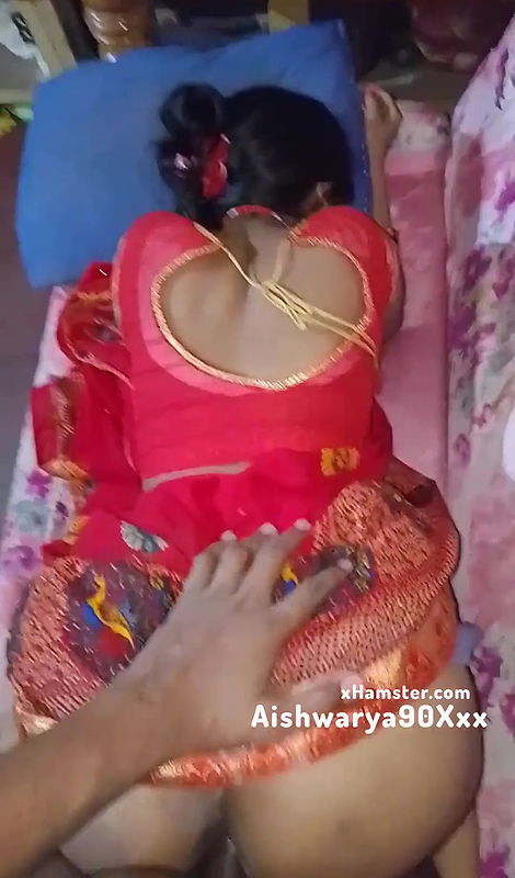 Saali ko paise dekar apne room me bulakar khub choda gaand maar di