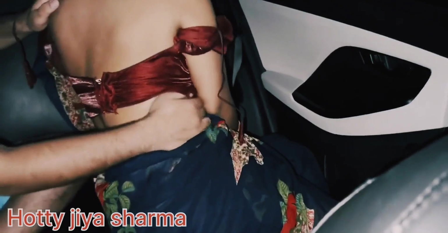 Raat ko Akeli Desi Ladki Ko Fusla Kr Gadi Mein Bithaya Or Chod Kar Sadak Par Hi Vapis Chod Diya