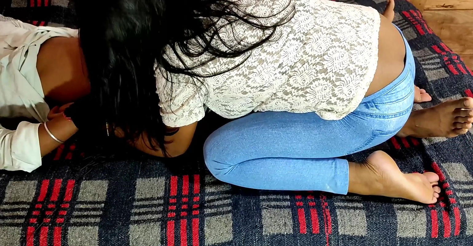 Pet Dard Thik karane Ke Bhane Se Nurse Ko Choda