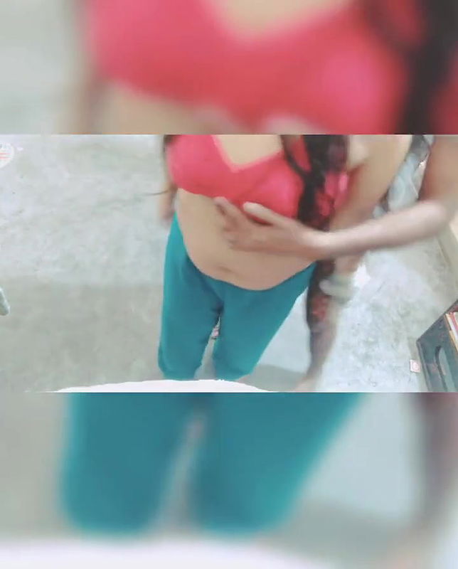 Padosan bhabhi ko mask phna kr chudai kr daala