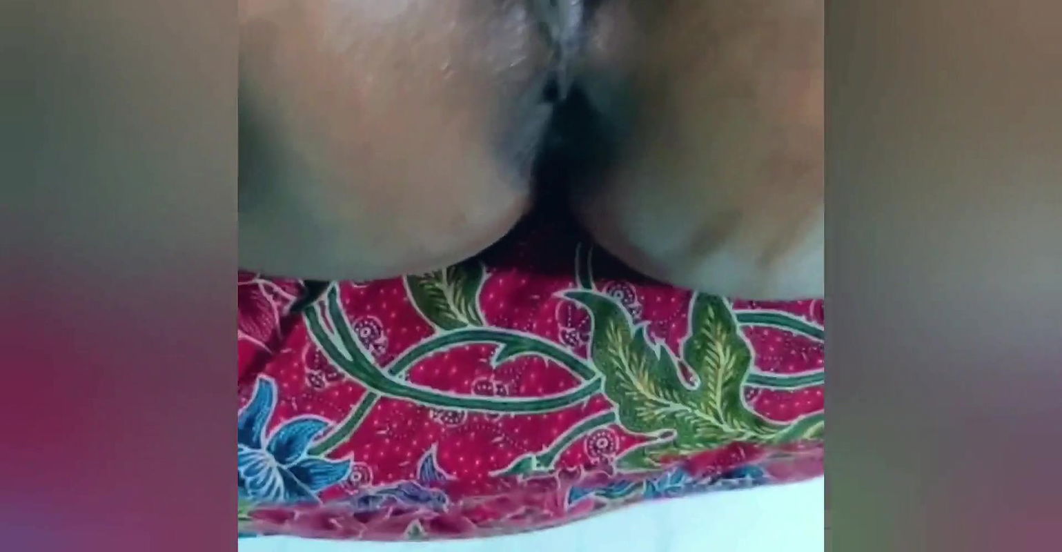 Oh my god super sexy chut bhabhi errotic play with pussy