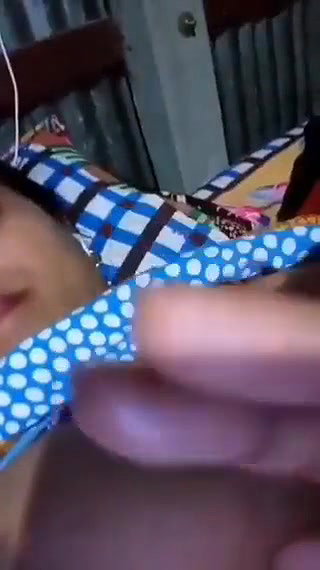 Village bhabhi getting horny