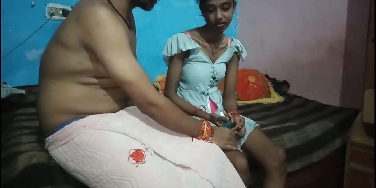 My boyfriend came from a trip and now that he’s here I start sucking his huge cock I leave him with a lot of saliva