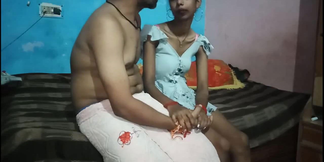 My boyfriend came from a trip and now that he’s here I start sucking his huge cock I leave him with a lot of saliva