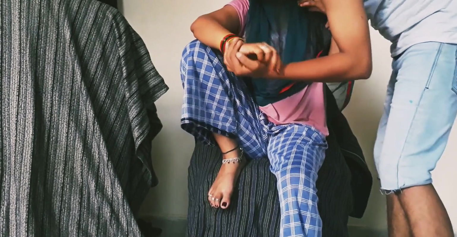 Muslim Bhabhi Ko Kitchen Me Khade Khade Choda – Cum Swallowing Bhabhi