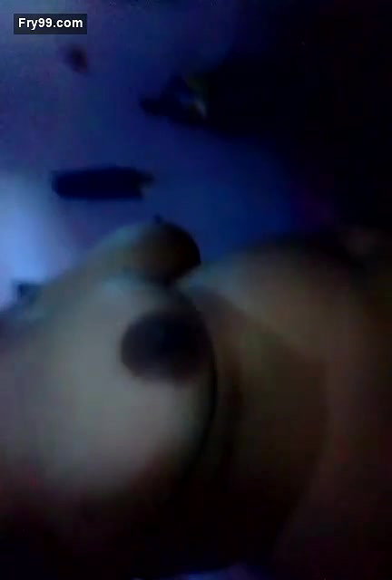 Village unsatisfied bhabhi making video for lover