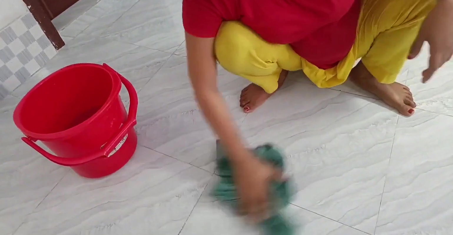 Landlord’s Son Had Sex with Maid. Desi Girl Fucked