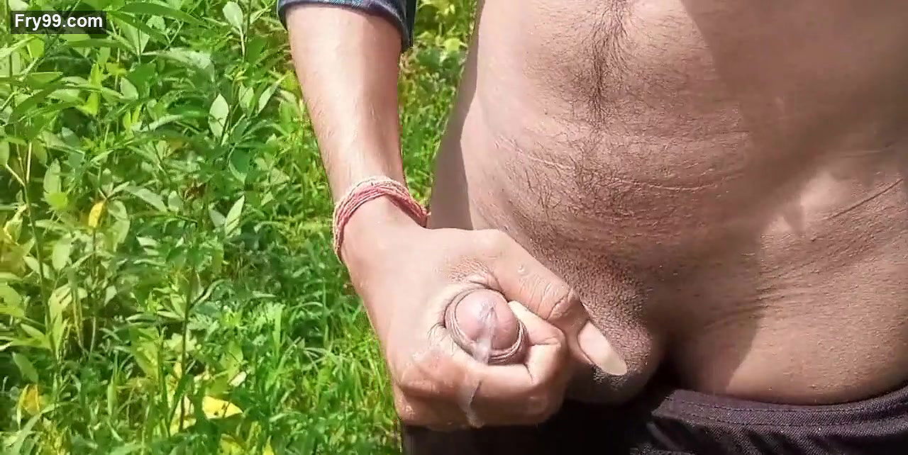 jija ne sali ke ghar jakar bachho ko exit kar gaye close karke choda