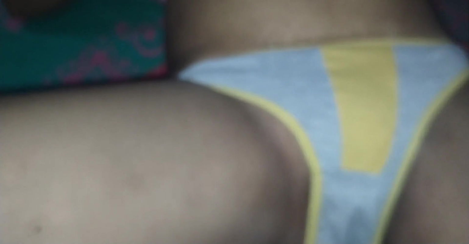 Indian Village Bangali stepBrother and stepsister Cake Ko land Me Dalke khaya