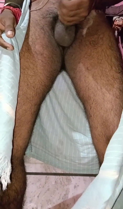 Indian house owner play with servent dick and fuck har