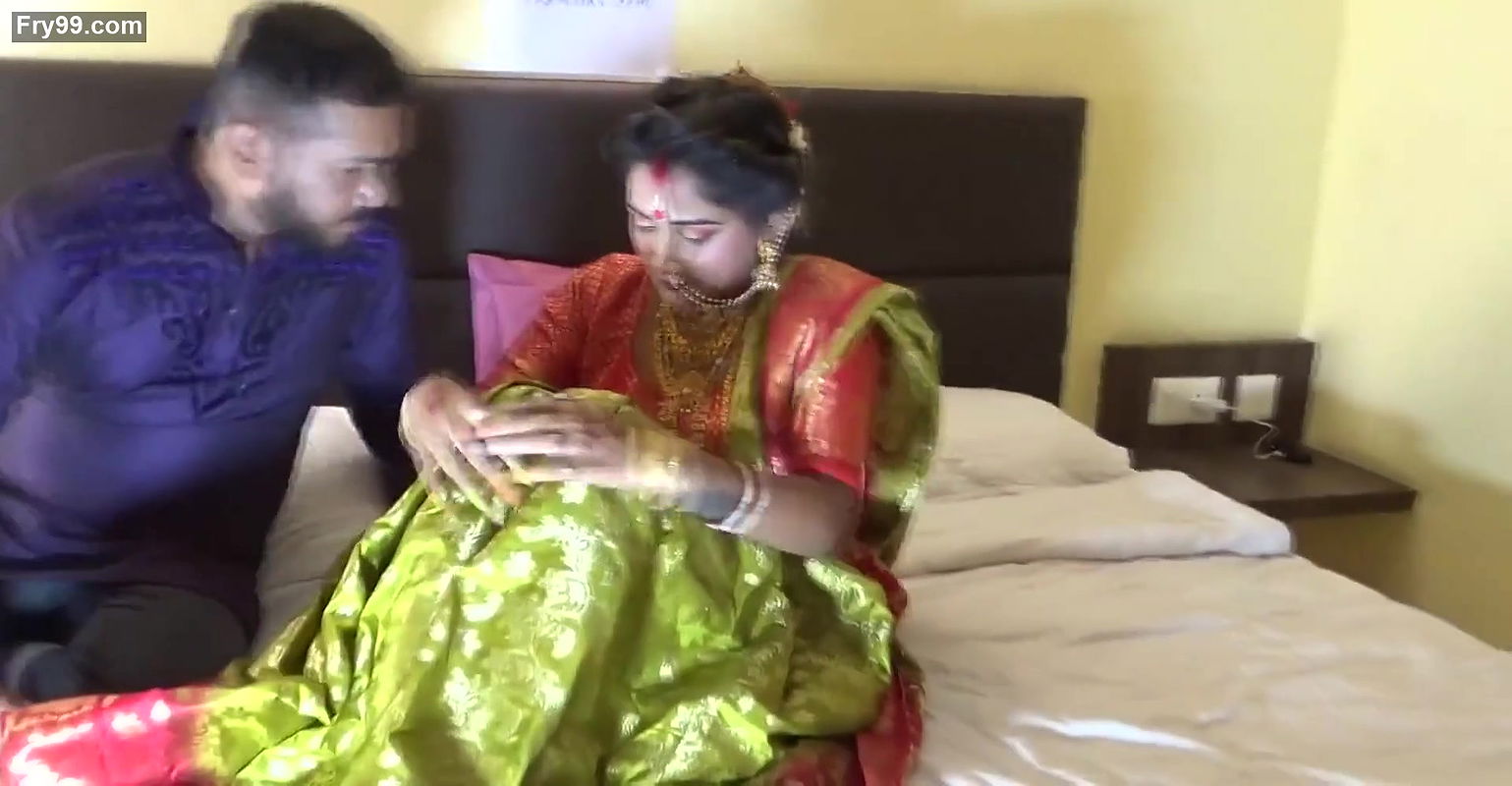 Indian Hot Couple Deep Romance and Fuck