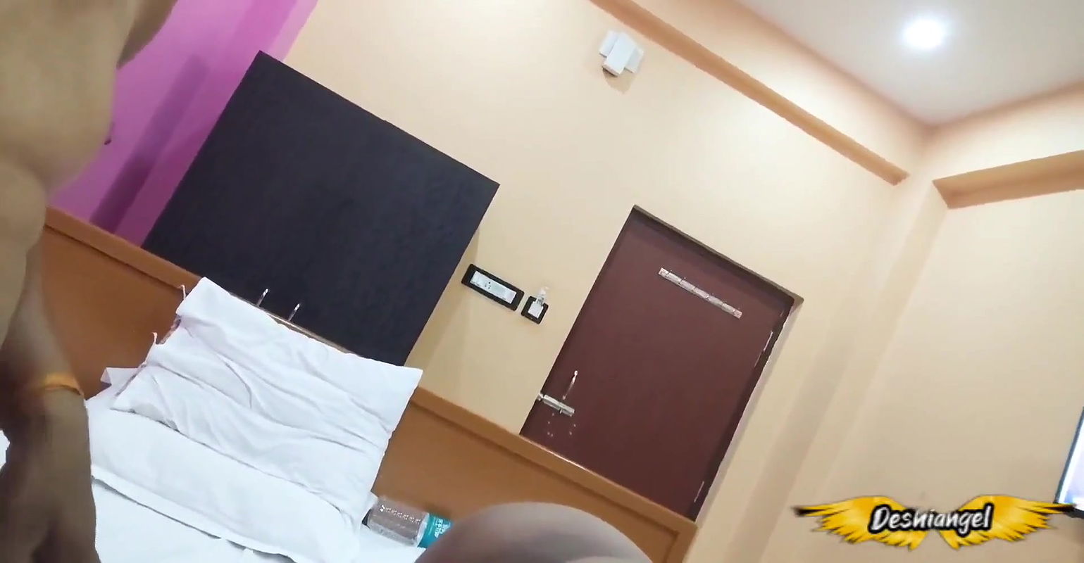 Indian Girlfriend Hard Blowjob & Amazing Doggystyle Sex