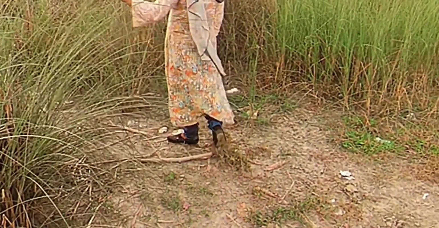 I brought aunty home from the forest to have fucked