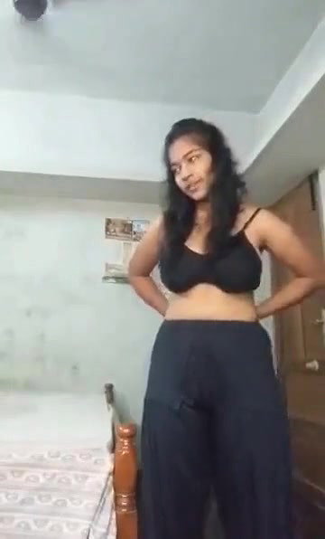 Cute GF getting Nude For BF