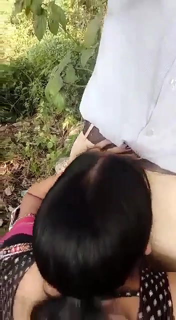 Bhabi Outdoor Blowjob