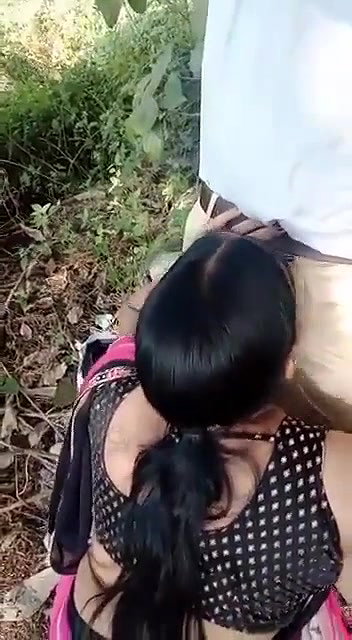 Bhabi Outdoor Blowjob