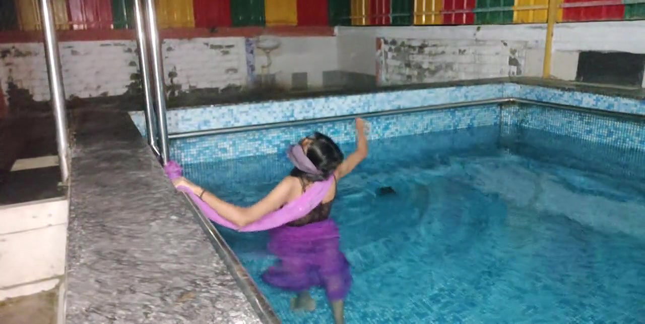 Disha bhabhi sex with Toy in outdoor swimming pool