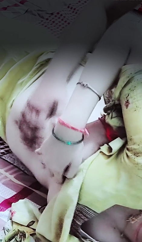 Desi young stepsister play with cock