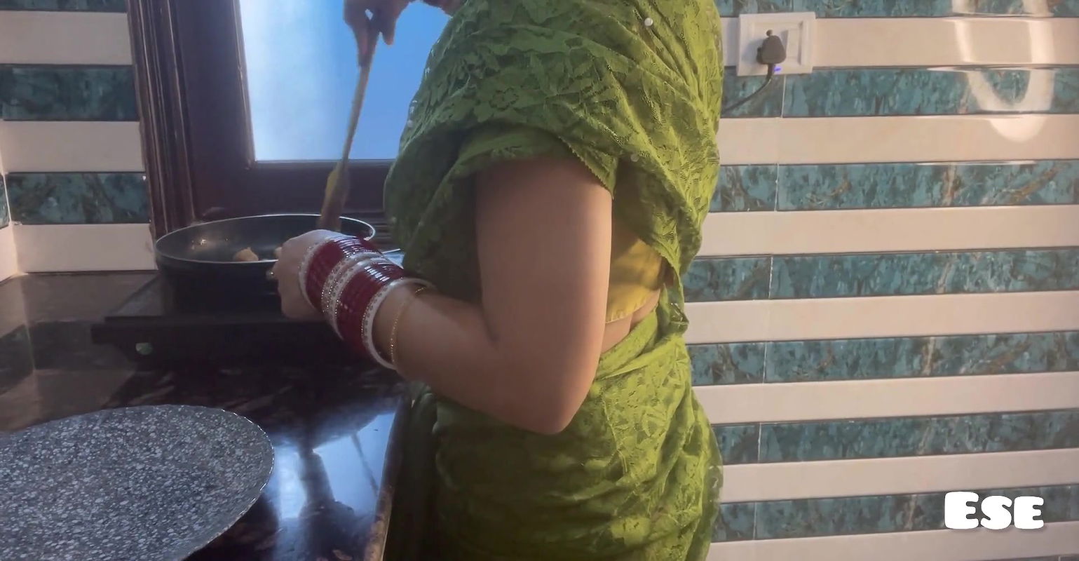 Desi Village wife Fucked in the Kitchen with Husband