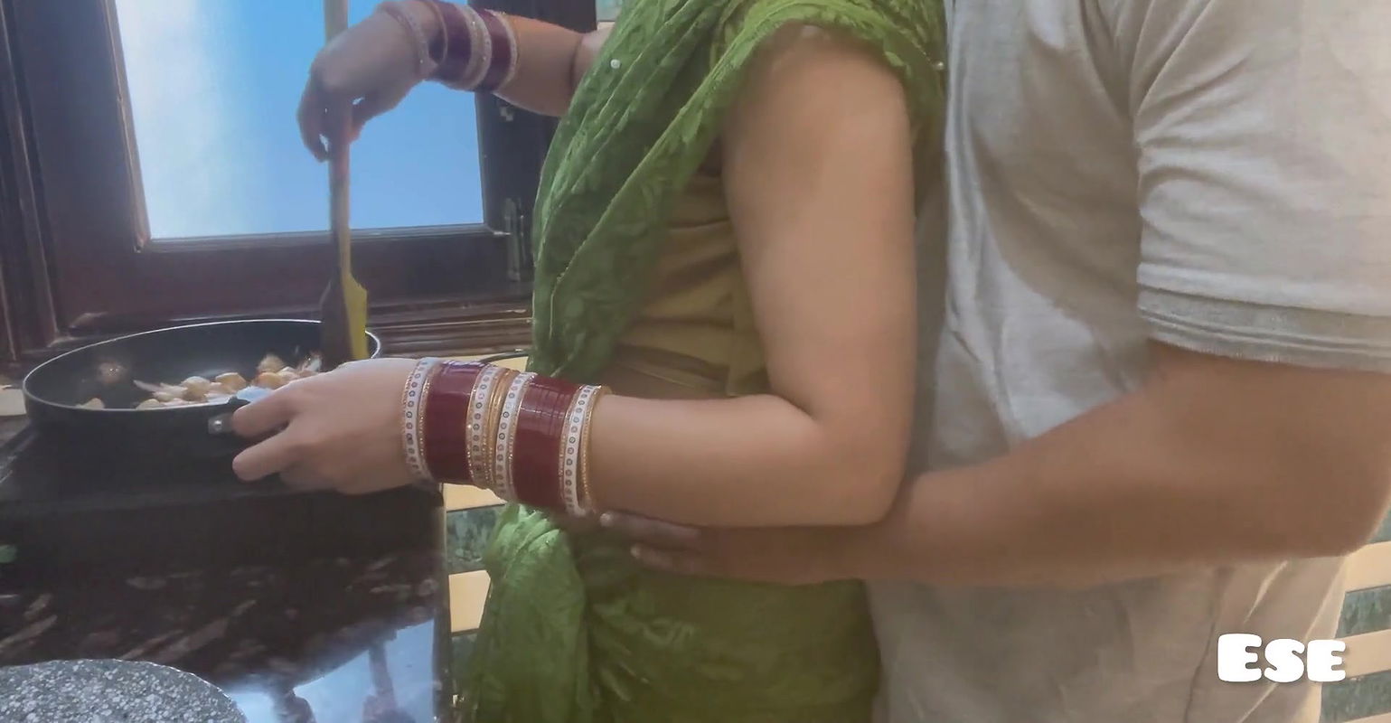 Desi Village wife Fucked in the Kitchen with Husband