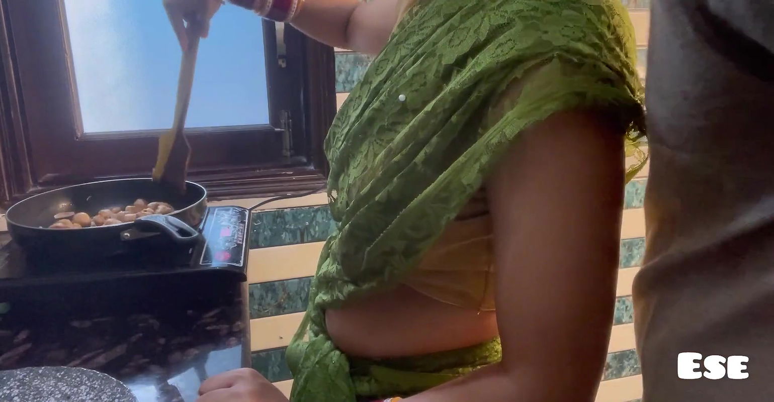 Desi Village wife Fucked in the Kitchen with Husband