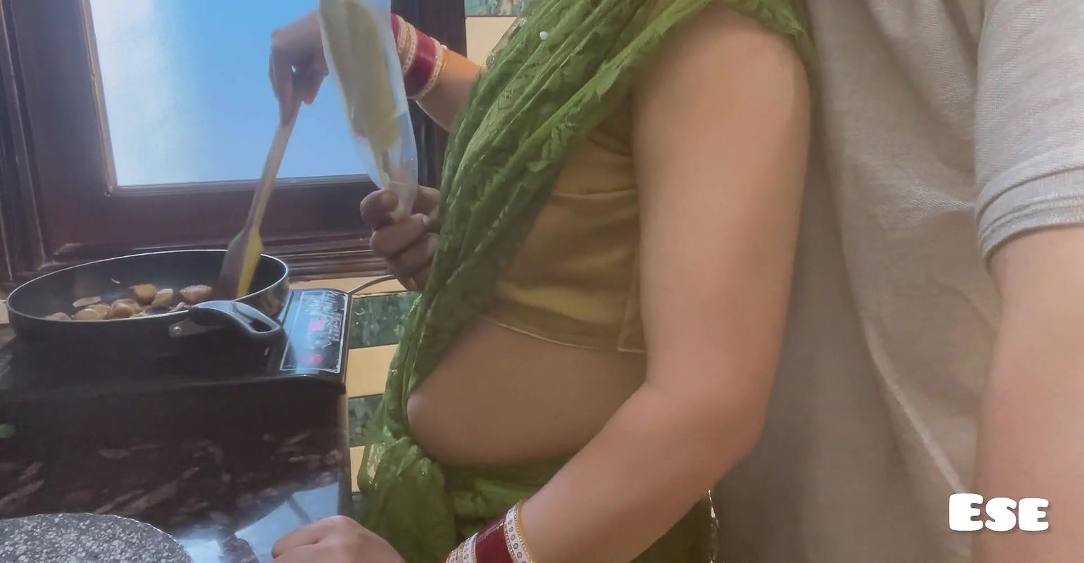 Desi Village wife Fucked in the Kitchen with Husband