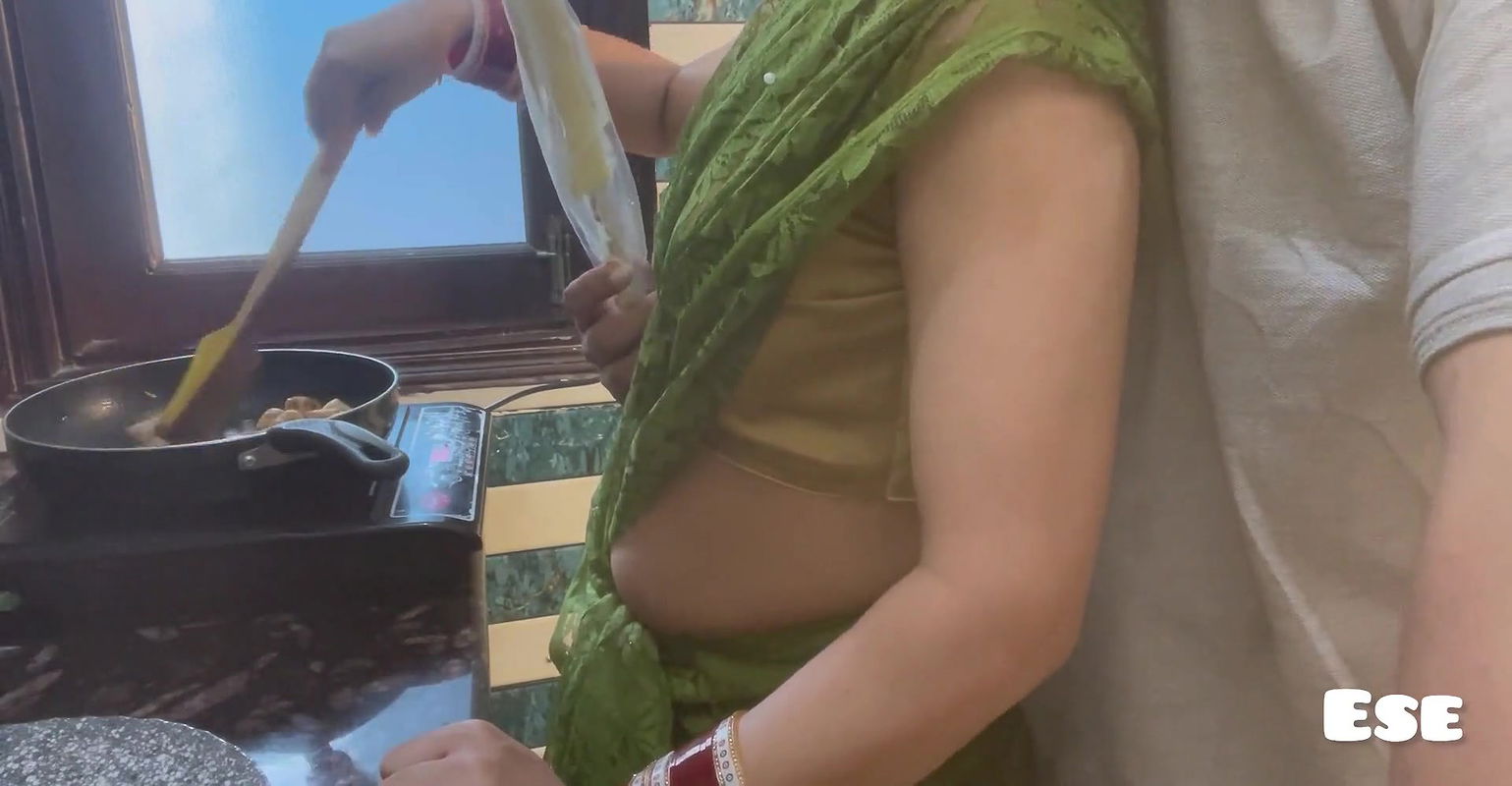 Desi Village wife Fucked in the Kitchen with Husband