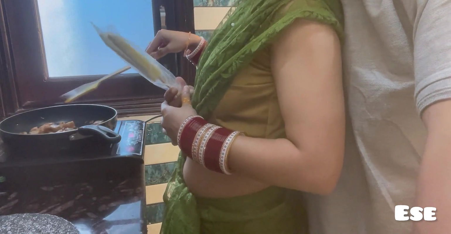 Desi Village wife Fucked in the Kitchen with Husband