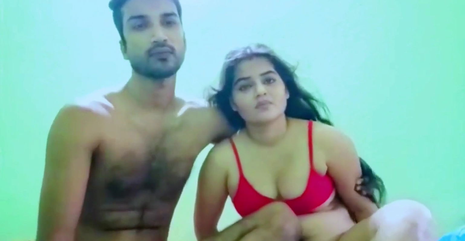 Desi sexy cute girl hardcore sex after foreplay