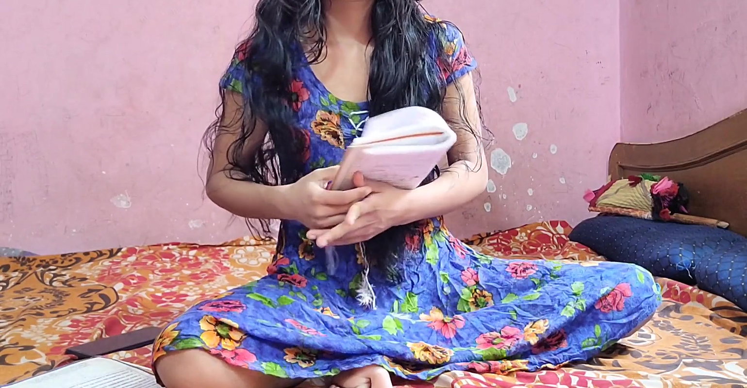 desi ladaki ne padai karane ke bahane apane yaar ke sath kiya sex