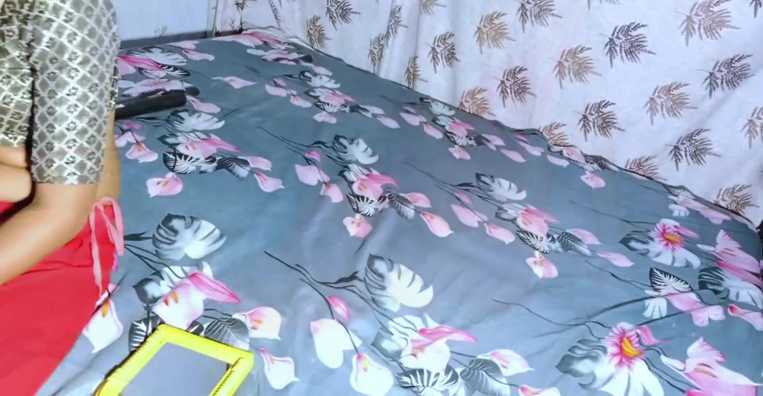 Desi hot Seema haider !! Hot horny desi hungry saxy wife fingring and sucking cock and fucking pussy